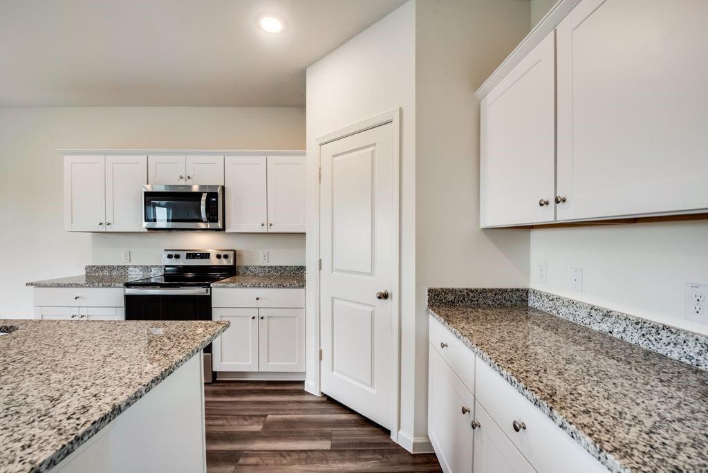 10320 Bridgetown Lane #10320 - Photo 2 of 34