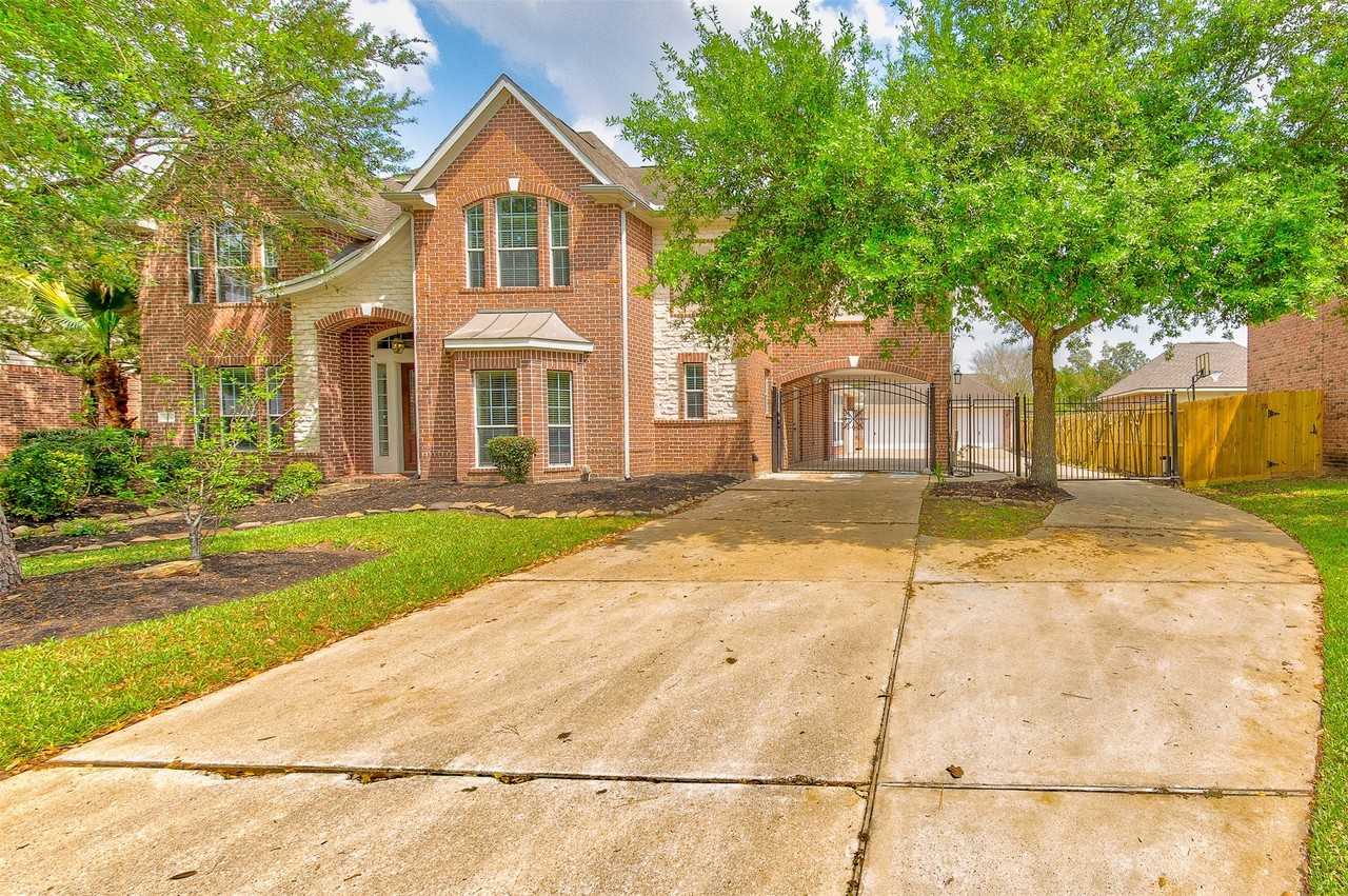 3430 Queensburg Ln #3430 - Photo 2 of 46