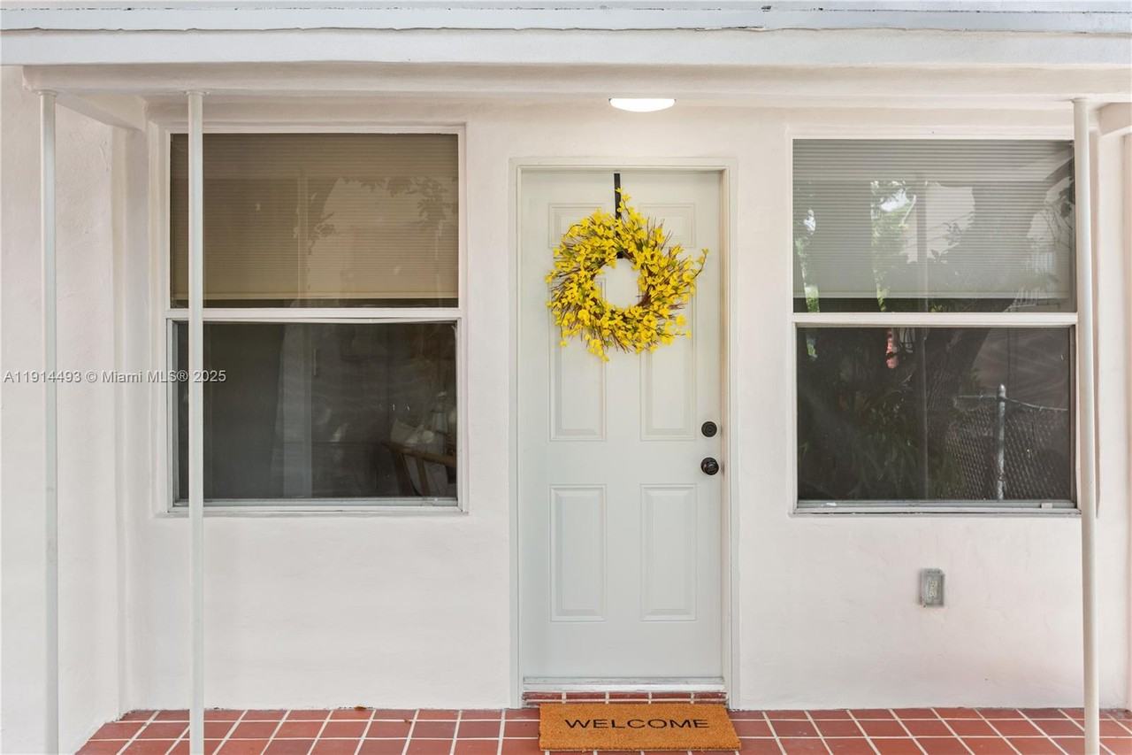 2508 Sw 10th St #2508-2508 - Photo 7 of 24