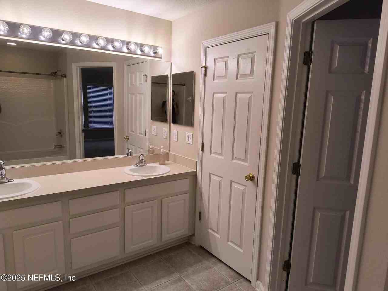 3253 Climbing Ivy Trl #3253 - Photo 3 of 30