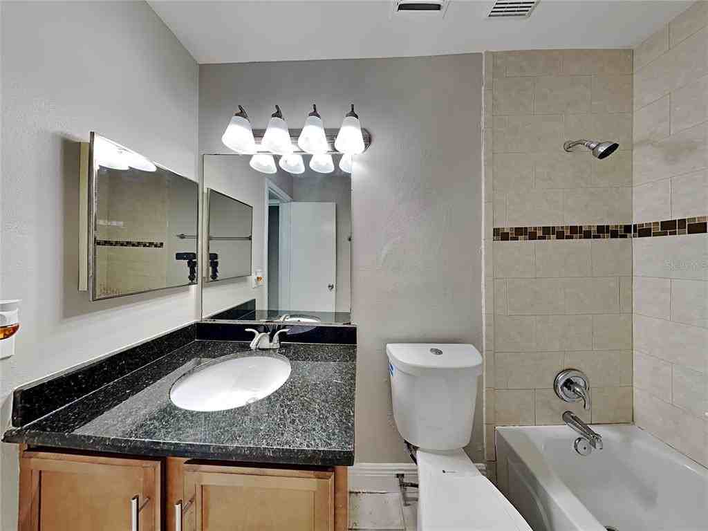 1424 Liz Lane #1424 - Photo 2 of 15