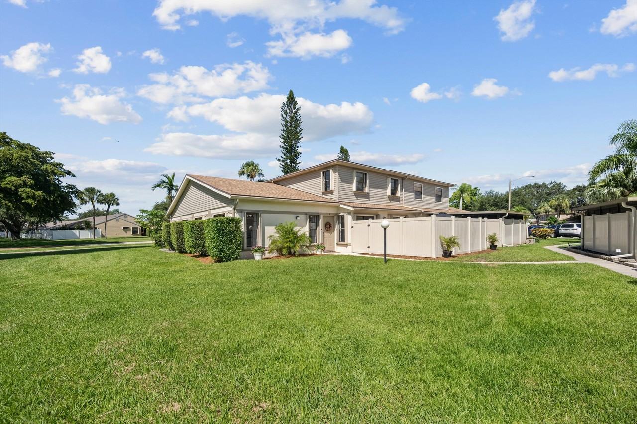 4451 Willow Pond Rd #4451B - Photo 3 of 50