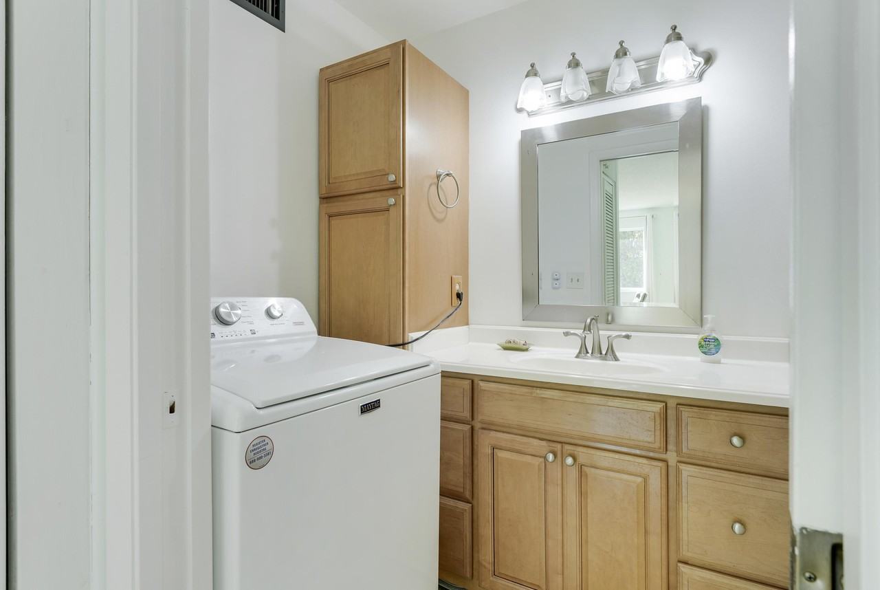 4515 Northwest 3rd Court #4515C - Photo 4 of 25