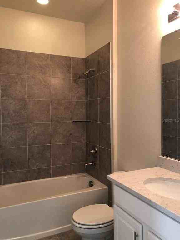 2715 Creekmore Court #2715 - Photo 7 of 11