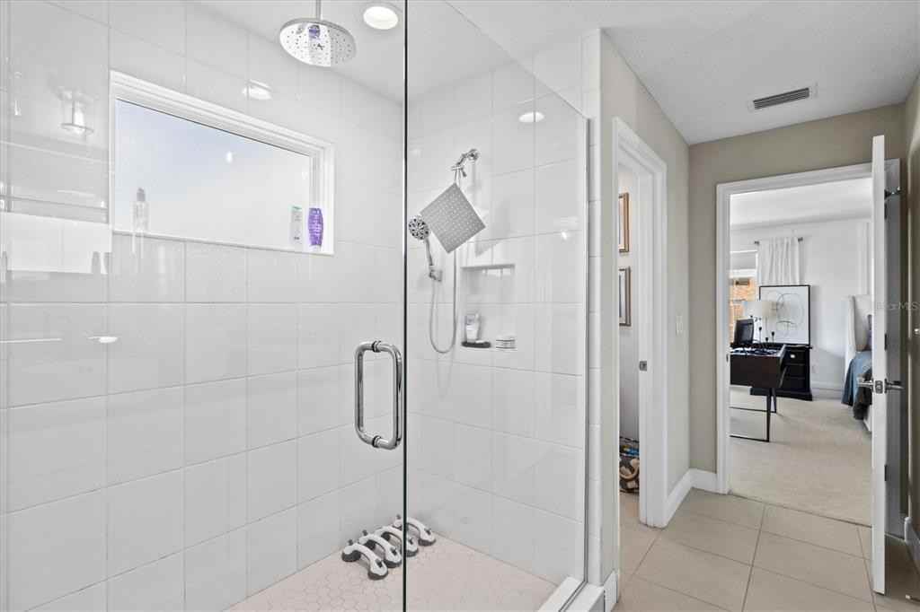 5709 Silver Sun Dr #5709 - Photo 3 of 50