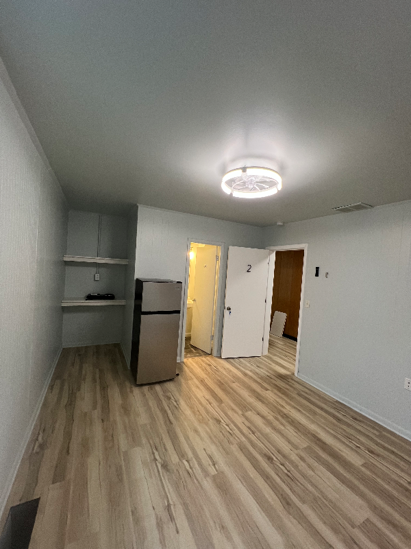 101 E Main St #3 - Photo 3 of 7