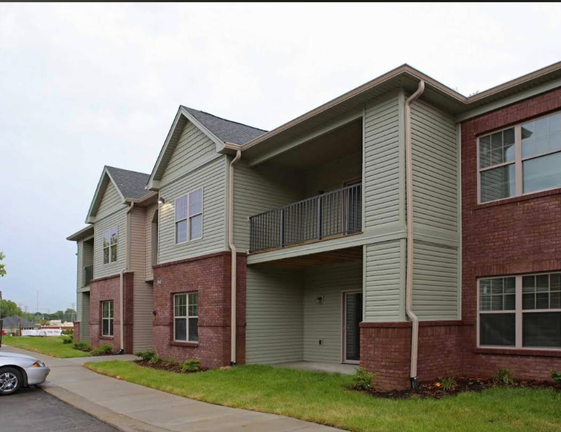 708 Academy Dr #16 - Photo 5 of 10