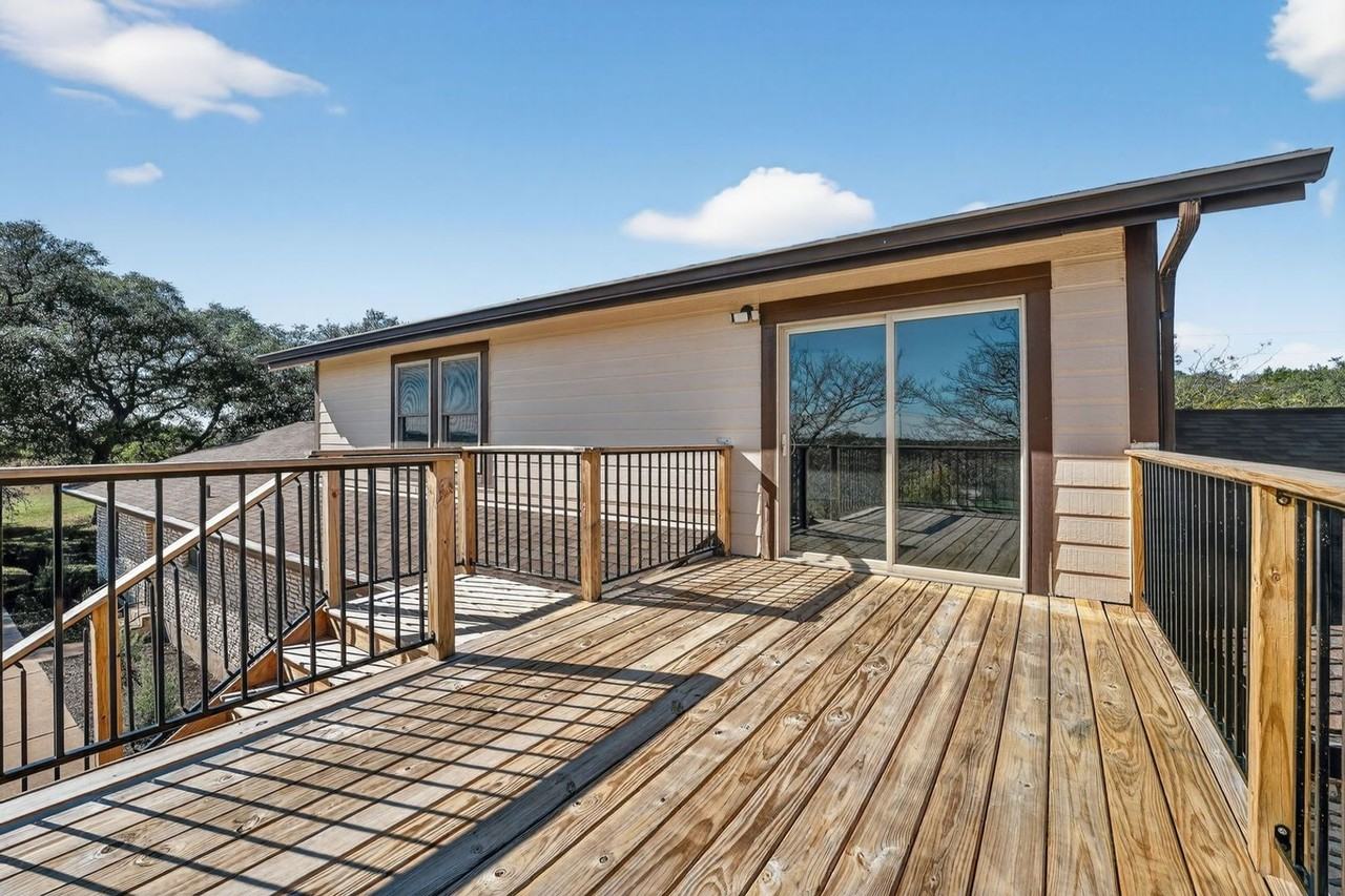 16200 Round Mountain Rd - Photo 3 of 34