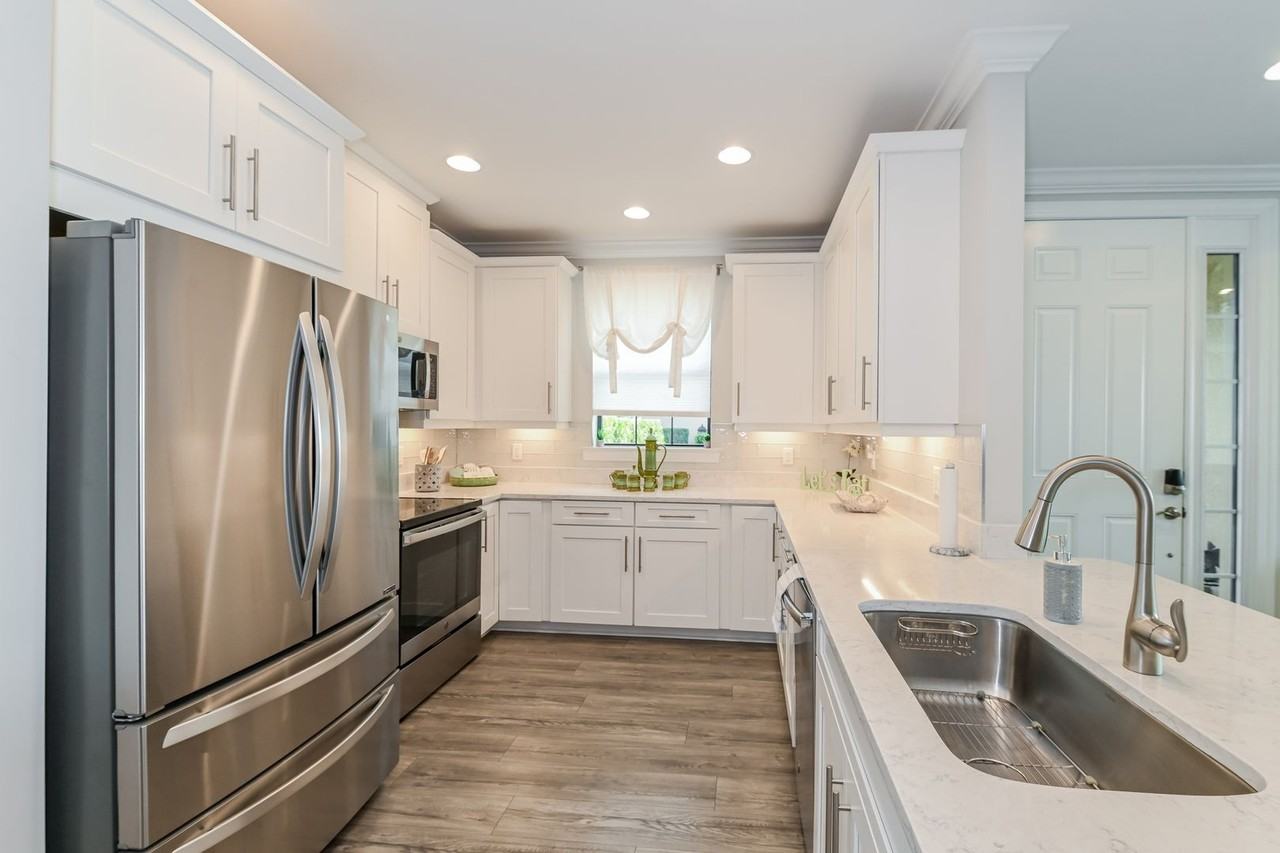 9636 Montelanico Loop #101 - Photo 5 of 11