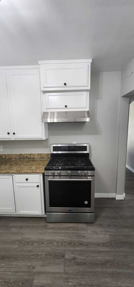 3514 Leroy St #NA - Photo 7 of 21