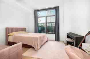 3 Court Square West - Photo 1 of 1