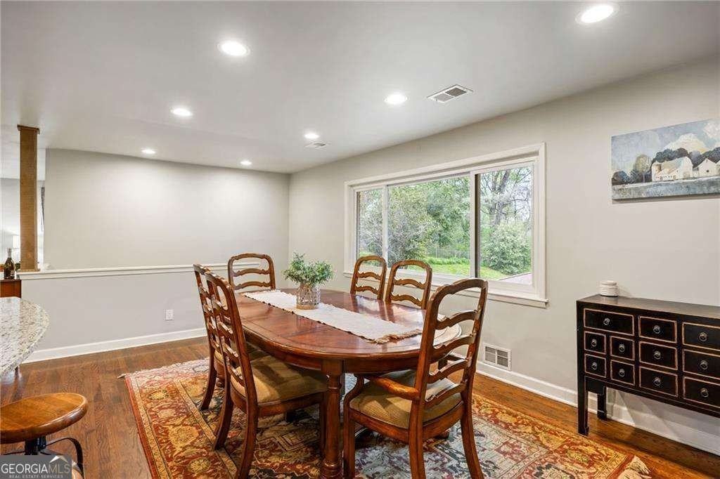 2341 Elmwood Circle Southeast - Photo 7 of 41