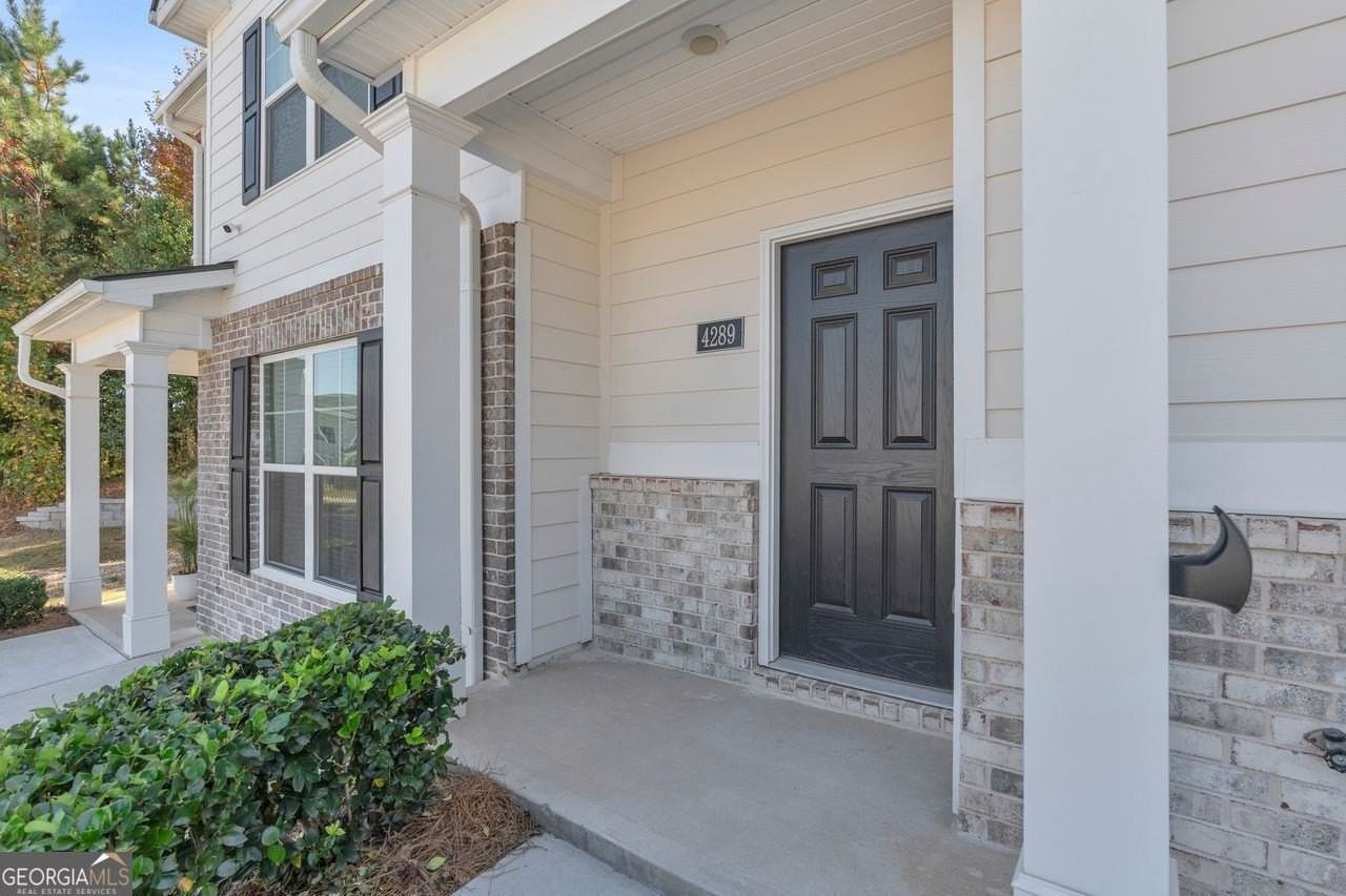 4289 Arcadia Dr - Photo 4 of 37