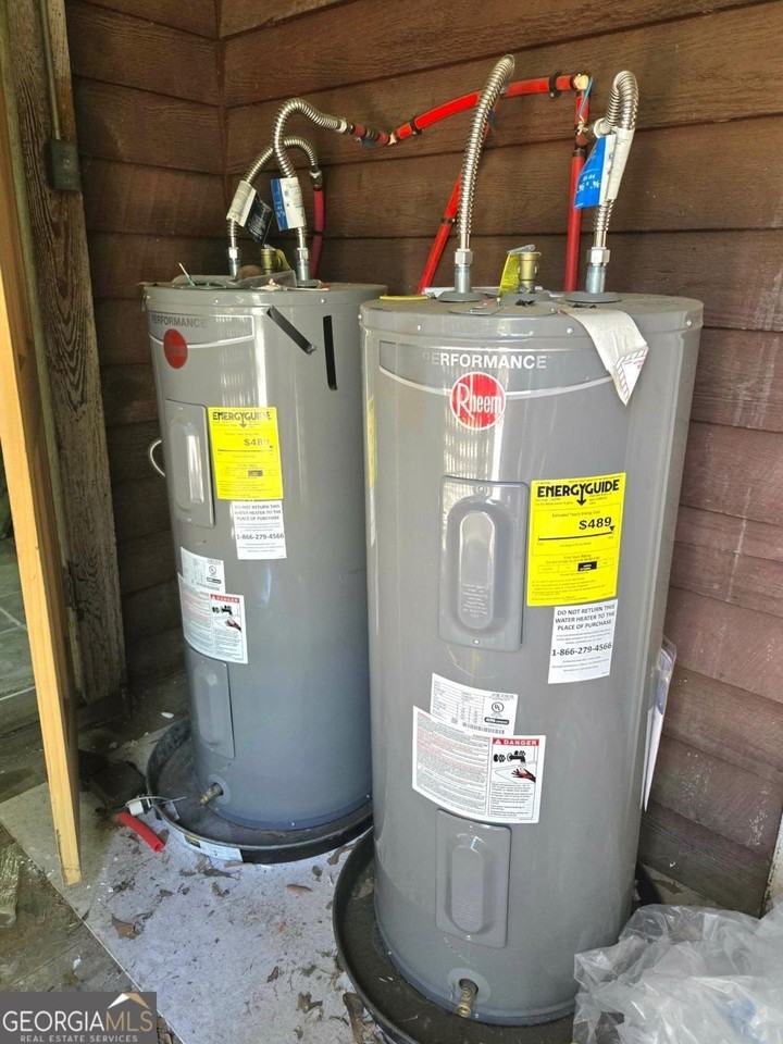 947 Troupe St Unit B #B - Photo 7 of 9