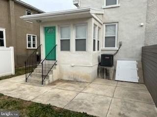 264 W Maple St - Photo 4 of 11