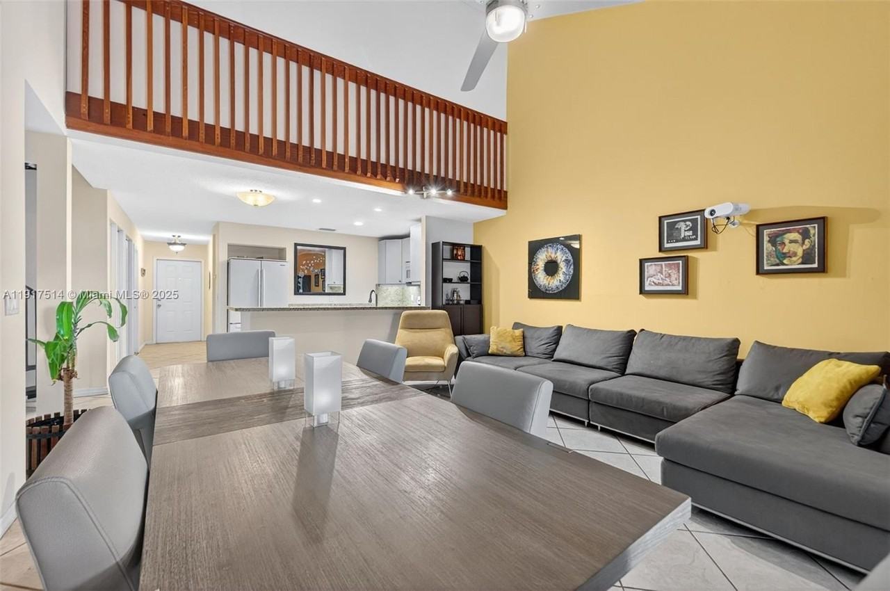 616 Woodgate Ln #D - Photo 6 of 17