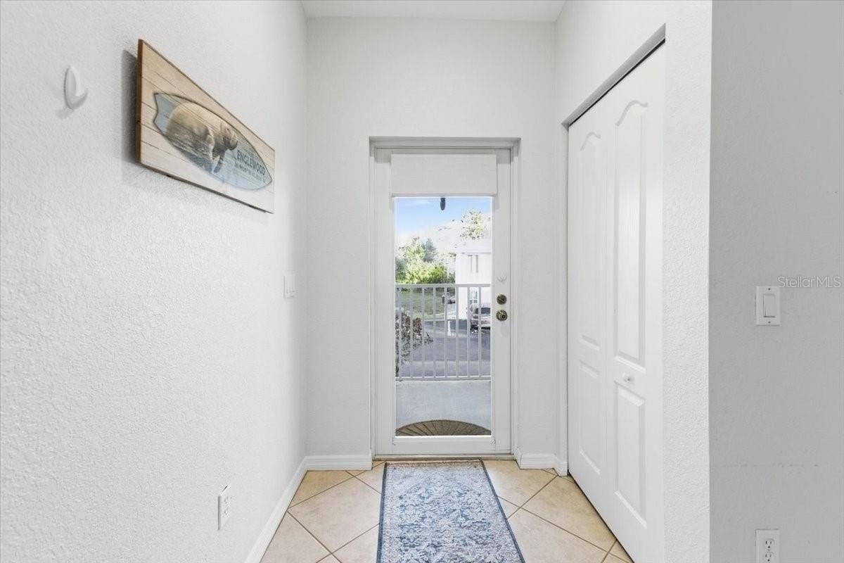 8101 Memory Ln #219 - Photo 5 of 38