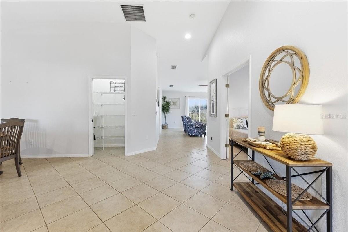 8101 Memory Ln #219 - Photo 7 of 38