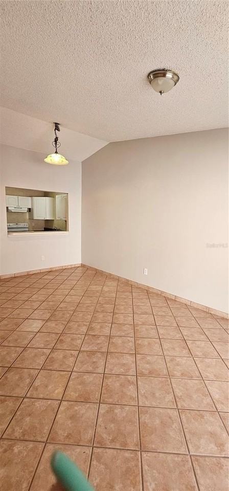 805 Victoria Blvd - Photo 6 of 14