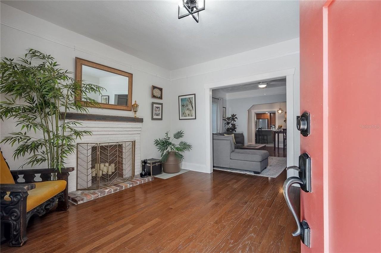 3810 N Tampa St - Photo 5 of 33