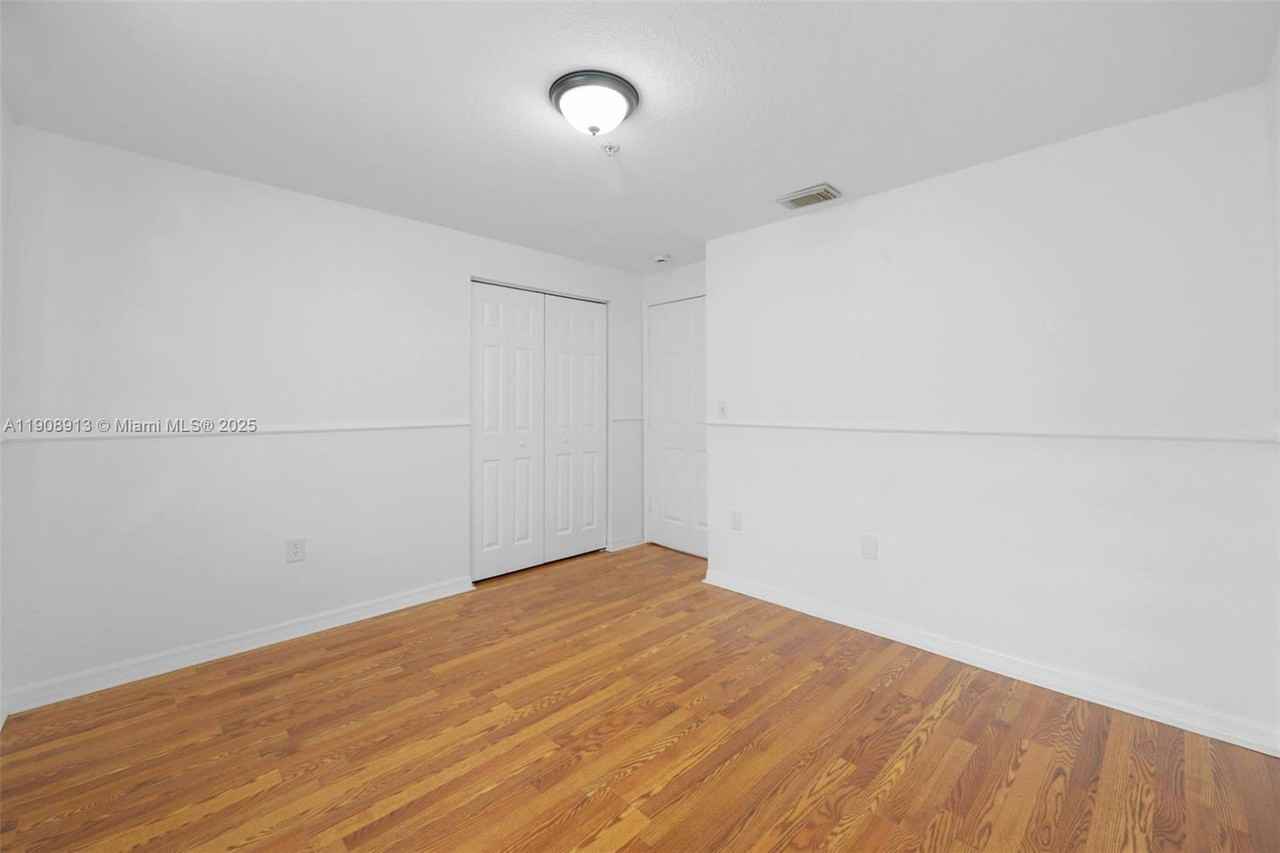 3378 W 80th St #1 - Photo 5 of 8