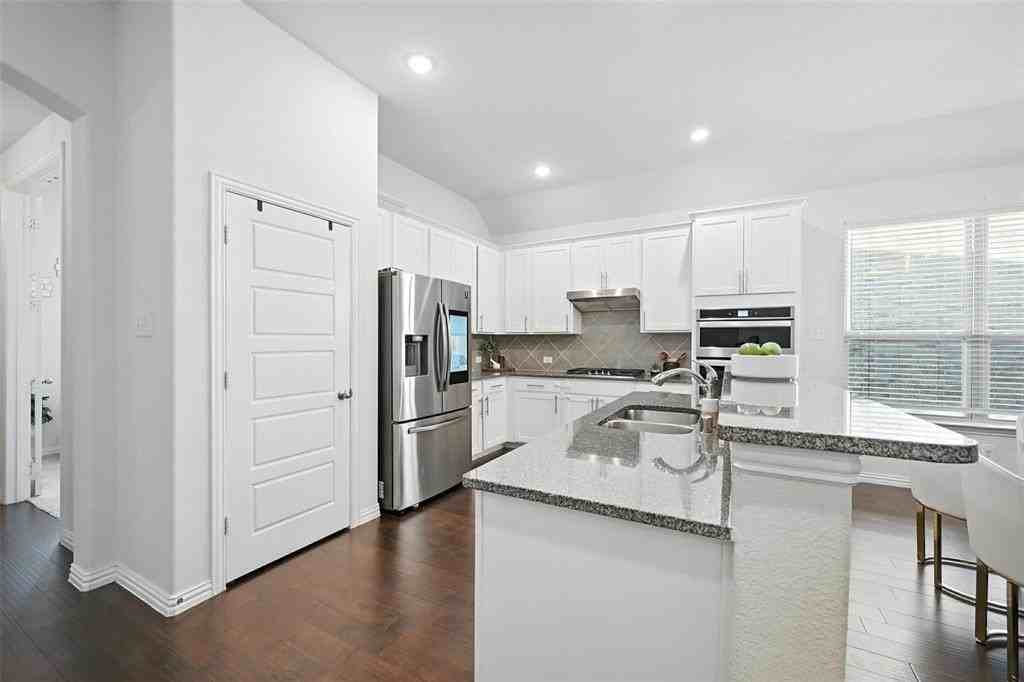 3005 Spring Creek Trl - Photo 7 of 27