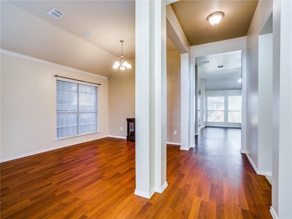 5313 Hibbs Dr - Photo 6 of 17