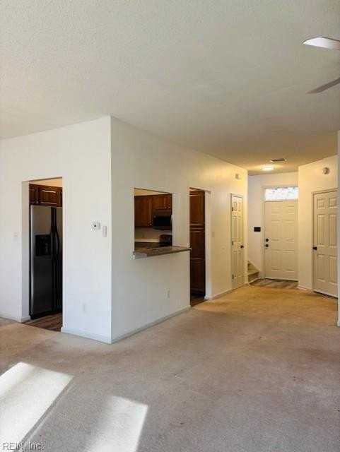 1355 Lake Dr - Photo 6 of 31