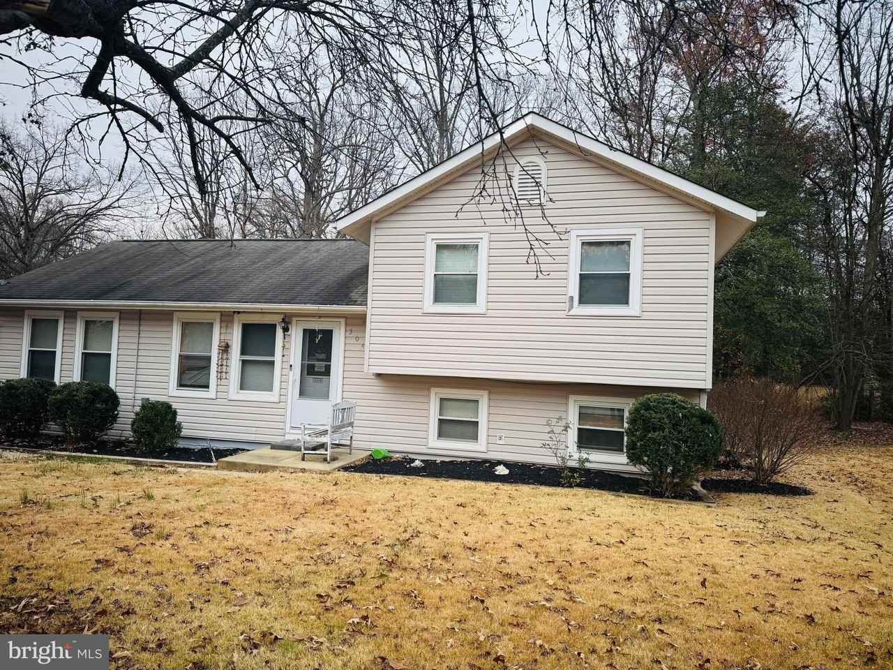 3041 Blackland Court - Photo 2 of 22