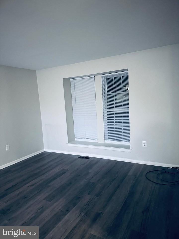 15839 Millbrook Ln Unit 122 #122 - Photo 6 of 19