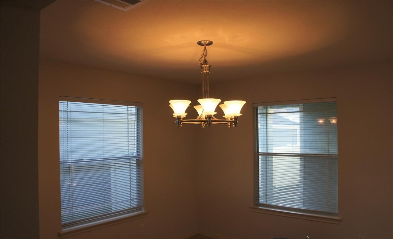 814 Palo Duro Dr - Photo 5 of 15