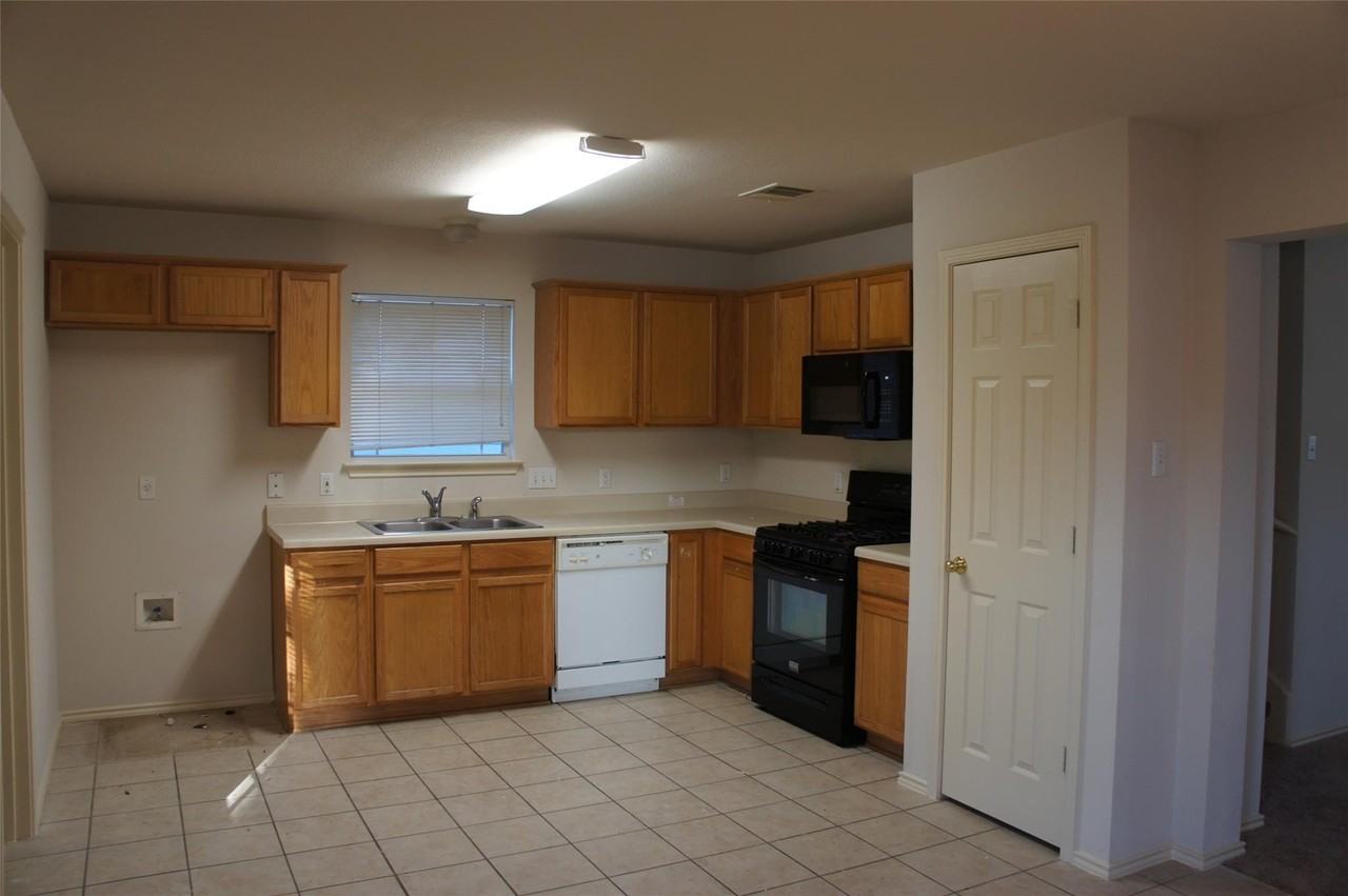 814 Palo Duro Dr - Photo 6 of 15