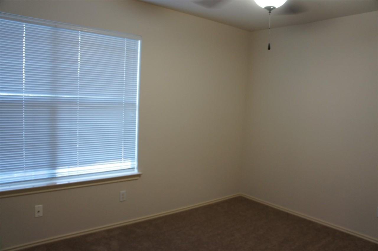 814 Palo Duro Dr - Photo 7 of 15