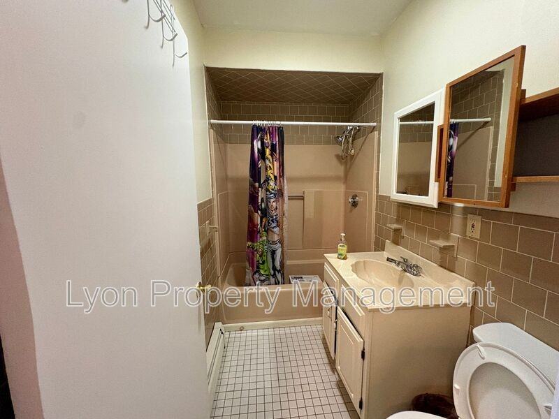 2 Proctor Pl #2 - Photo 5 of 17