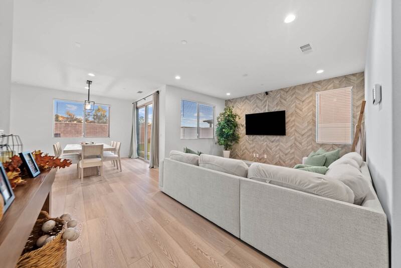 29963 Blue Ridge Ct - Photo 3 of 34