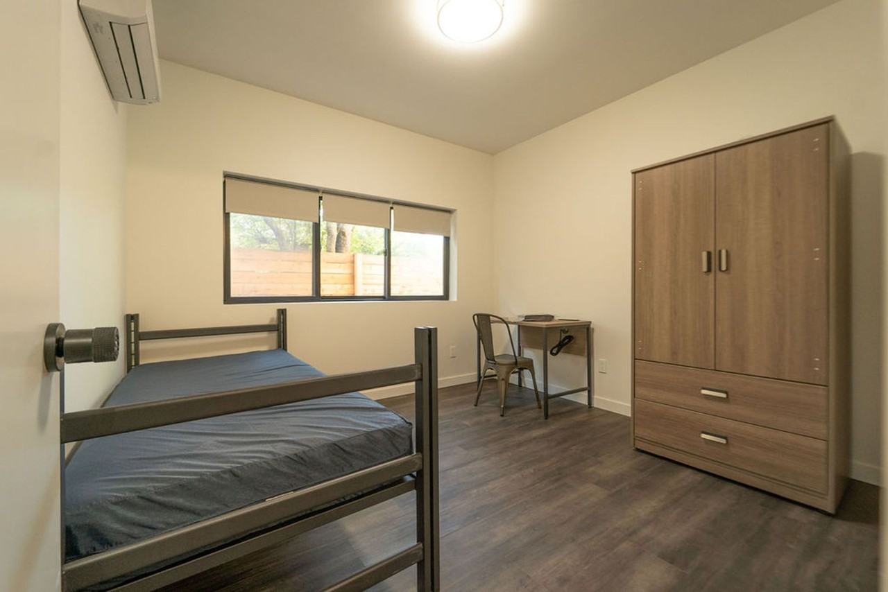 2737 Durant Avenue - Photo 2 of 46