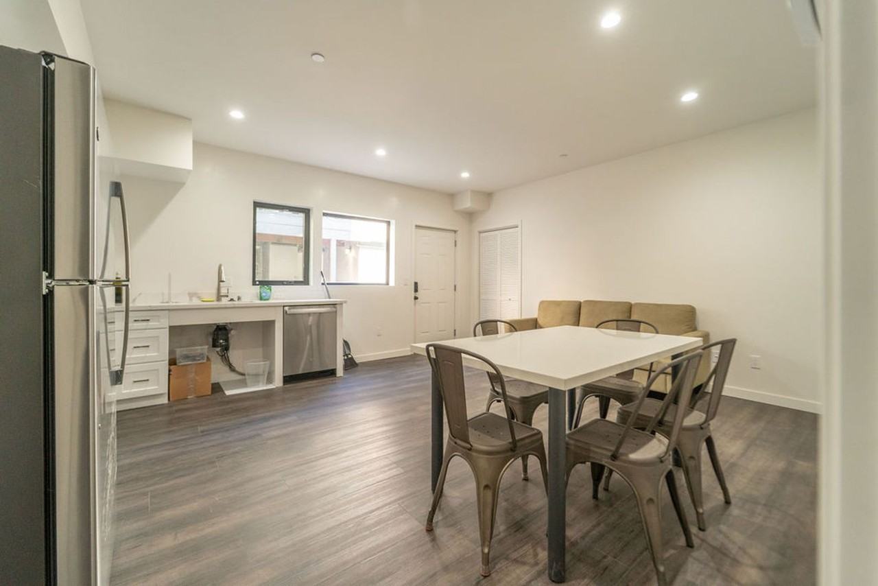 2737 Durant Avenue - Photo 4 of 46