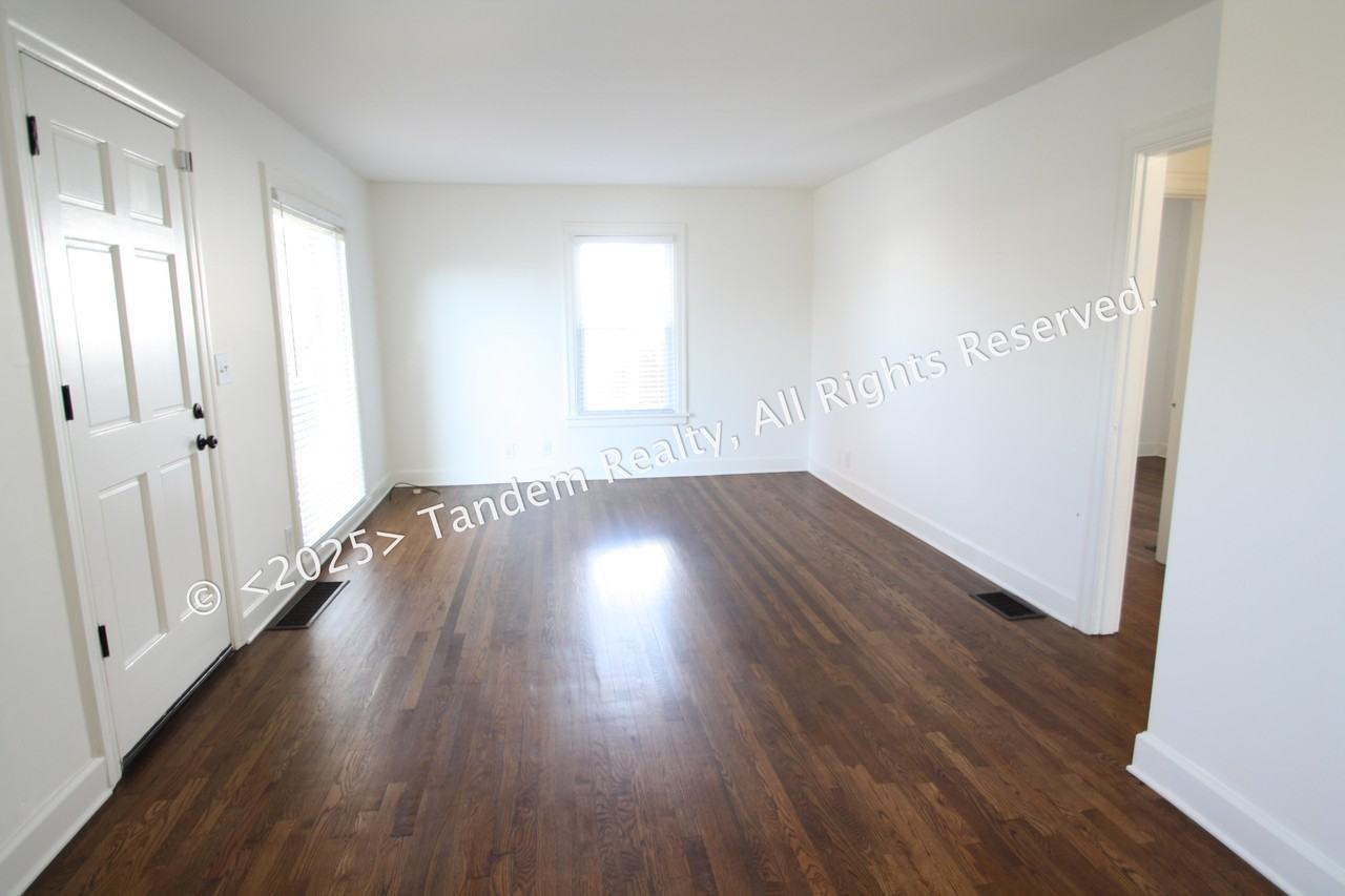 720 Powers Avenue - Photo 2 of 14