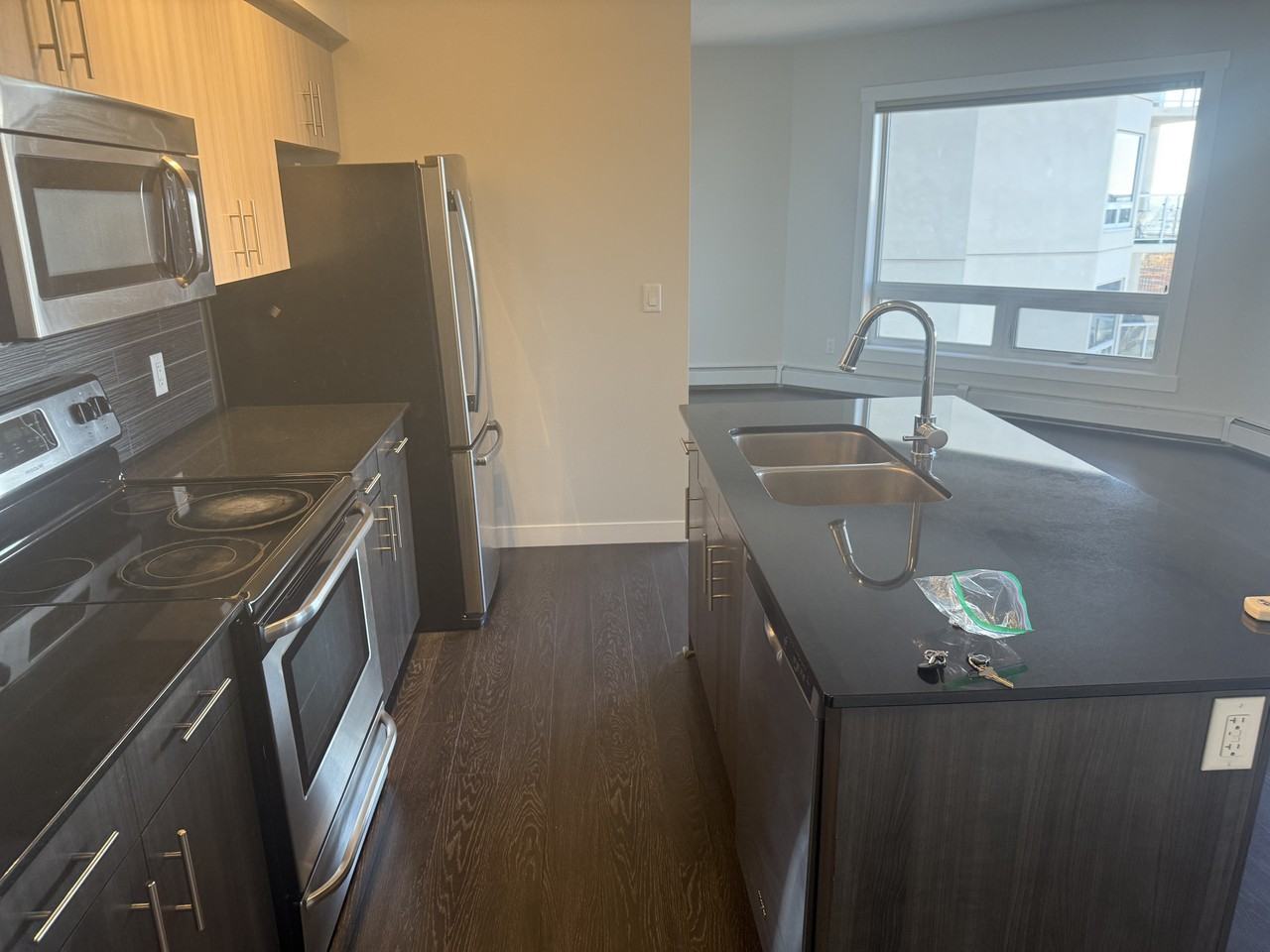 1907 104 St Nw - Photo 6 of 28