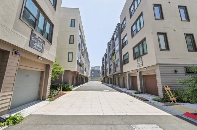 45058 Fremont Boulevard - Photo 6 of 14