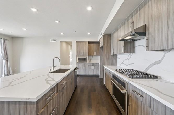 45058 Fremont Boulevard - Photo 2 of 14