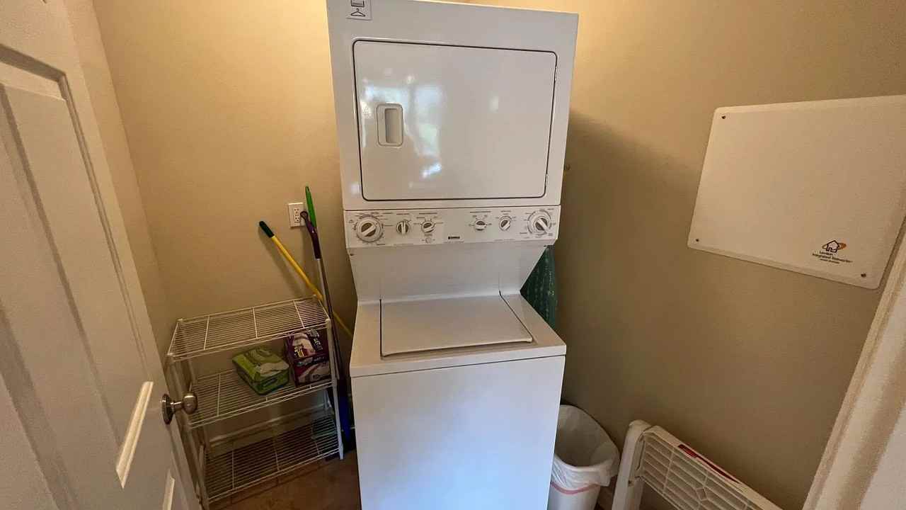 222 East 7th Avenue - Photo 3 of 12