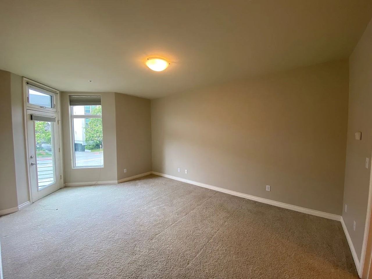 222 East 7th Avenue - Photo 6 of 12