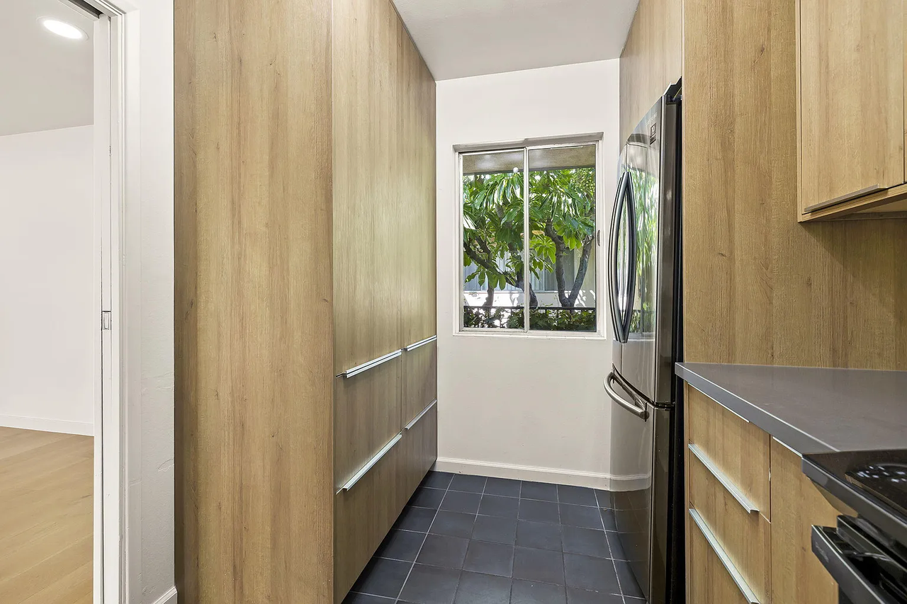 3435 Richland Dr - Photo 3 of 7