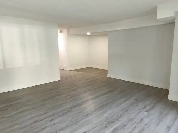 1920 31 Street SW #4 - Photo 2 of 11