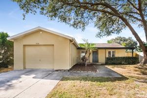featured image of 908 Pine Ridge Circle East
