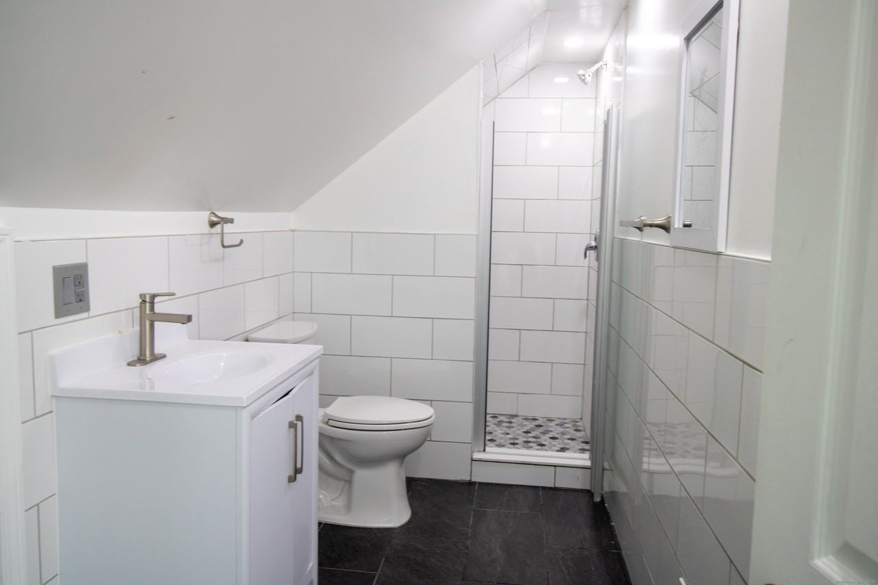 78 West St #2A - Photo 6 of 8