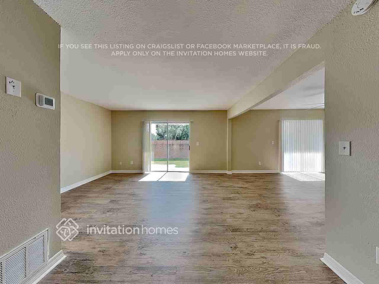 312 S Moss Rd - Photo 3 of 18