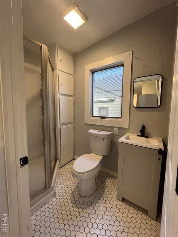 237 N Clinton St - Photo 7 of 16