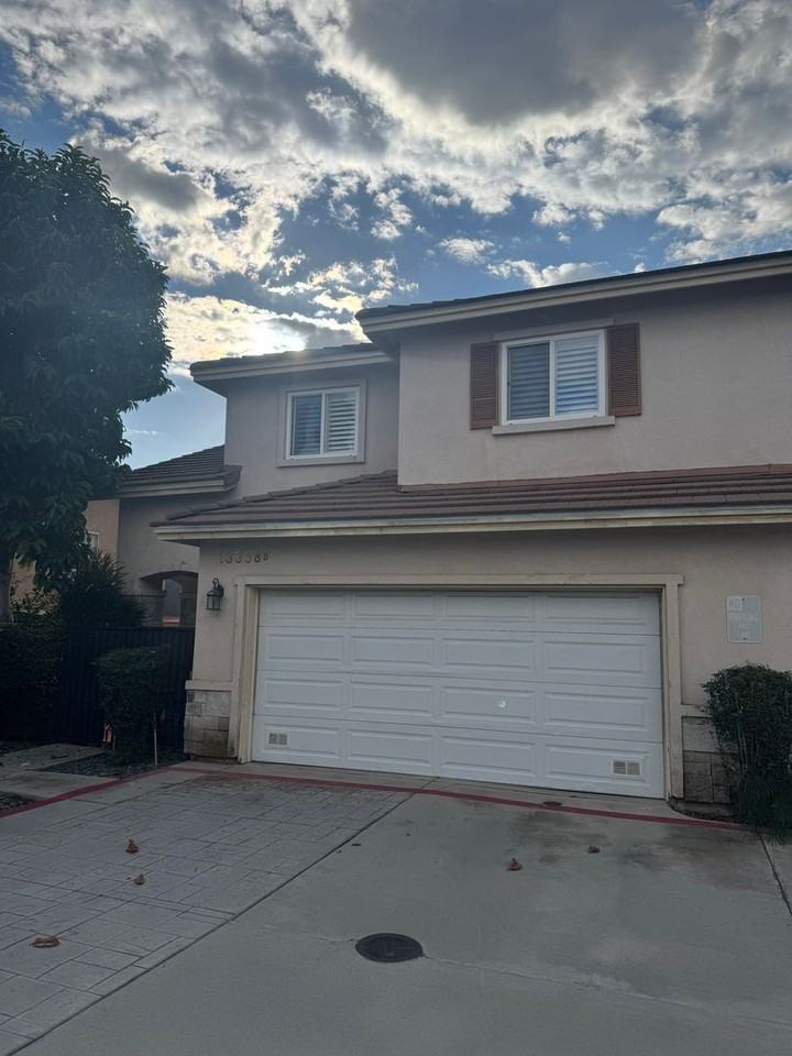 13358 Ramona Boulevard - Photo 3 of 17